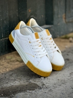 ونس Pull & Bear سفید زرد