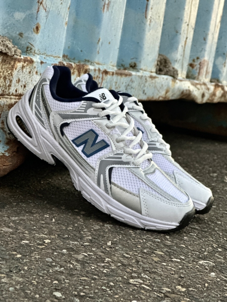 کتونی اسپرت سایز میانه NB 530 سفید آبی