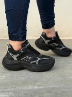 کتونی سایز میانه Balenciaga 10XL مشکی تمام