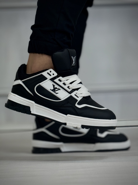 کتونی LV مشکی سفید