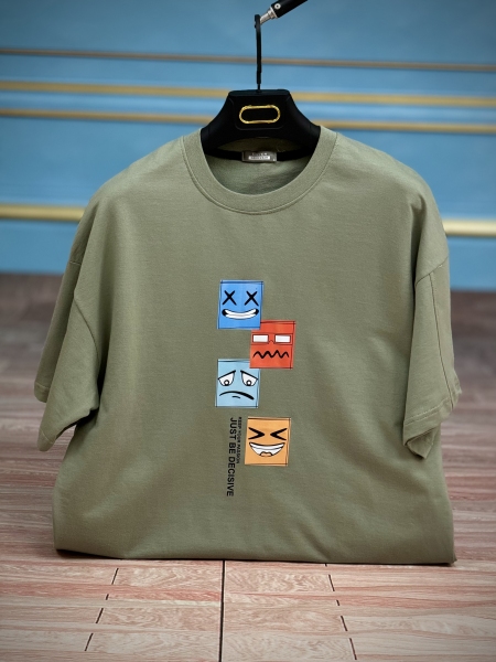 تیشرت استیکر زیتونی