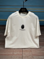 تیشرت اثر انگشت سفید