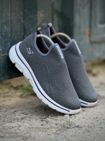 اسکیچرز طوسی زیر سفید