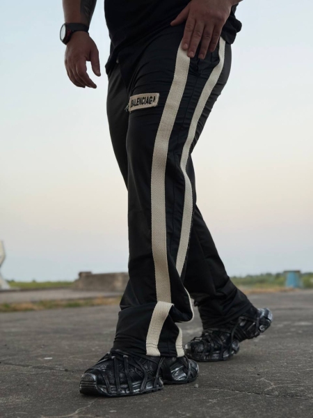 شلوار اسلش دو خط نوار پهن BALENCIAGA مشکی