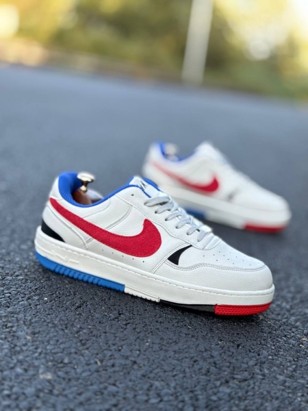 کتونی سایز میانه NIKE AIR FORCE جدید طوسی قرمز