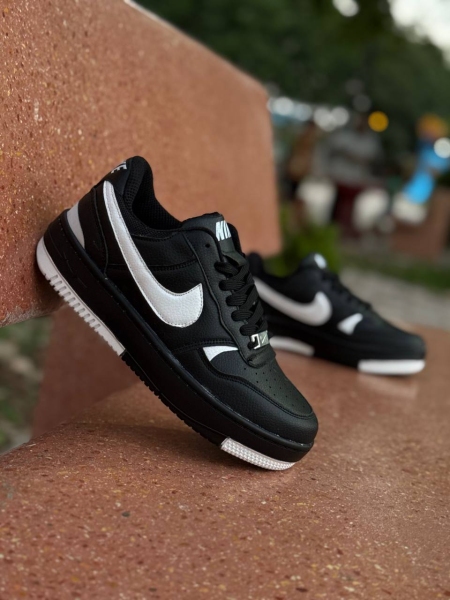 کتونی سایز میانه NIKE AIR FORCE جدید مشکی سفید