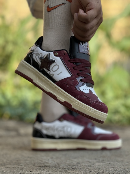 کتونی کالیکستو زرشکی