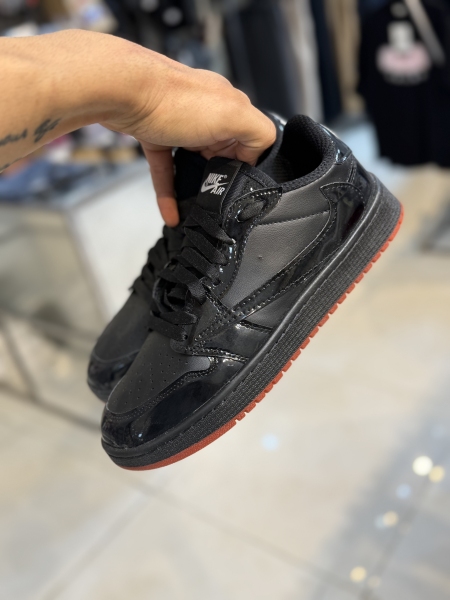 کتونی نایک زیره عطری