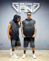 ست نگینی کلاهدار