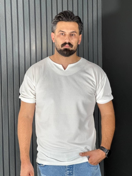 تیشرت یقه کوبایی بیسکوییتی مردانه سفید