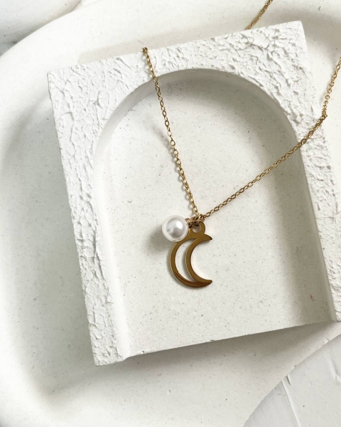 گردنبند ماه و مروارید