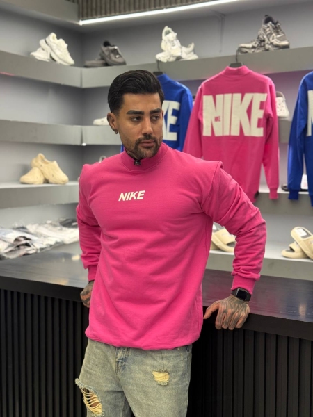 دورس نایک صورتی