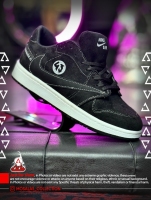 کتونی ترویس