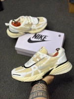 کتونی اسپرت NIKE V2K کرم مشکی