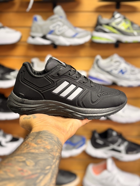 کتونی آدیداس