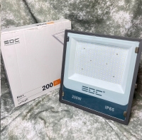 پروژکتور 200 وات اکو پلاس اس ام دی EDC