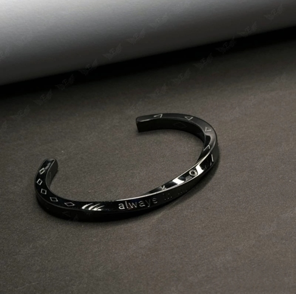 بنگل پسرانه با حک رنگ مشکی