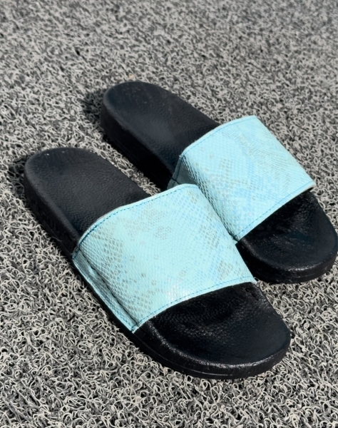 دمپایی اسپرت دمپایی با کیفیت دمپایی بغل دوخت