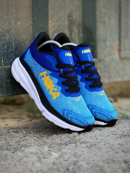 کتونی رانینگ هوکا آبی زرد