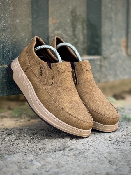 کفش کلارک کرم