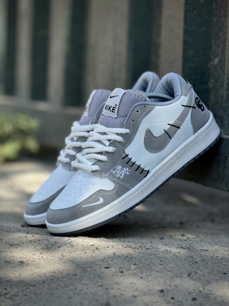 کتونی نایک وودو کرم سفید طوسی