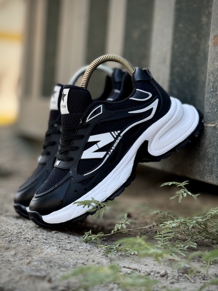 کتونی نیو بالانس مدل فشن لژدار مشکی سفید