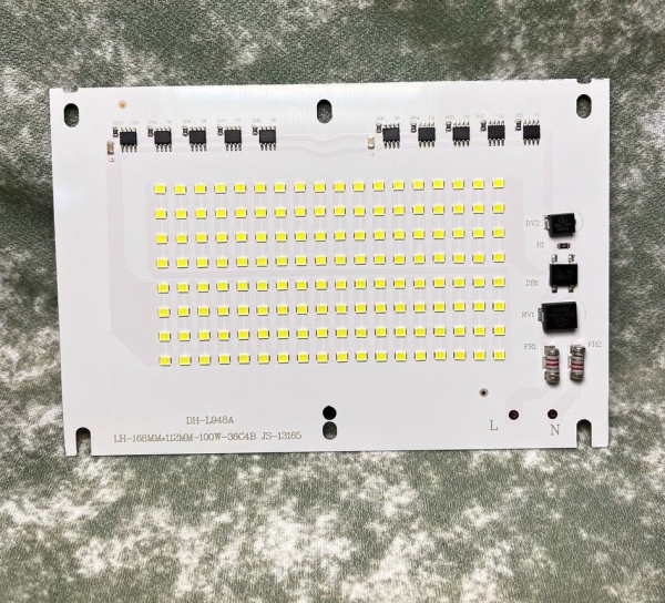 چیپ پروژکتوری 100 وات