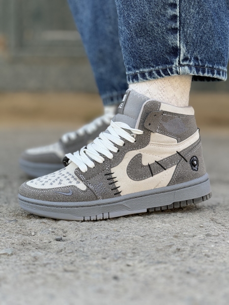 نایک وودو ساق دار طوسی