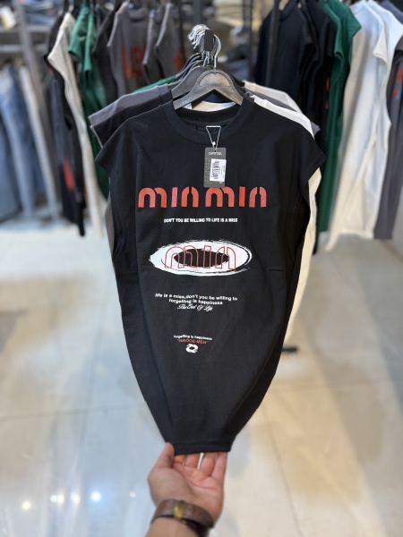 ست وست و شورتک