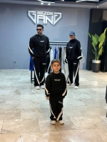 ست فرزند خردسال مشکی