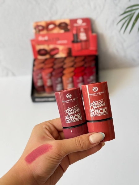 رژ جامد رمانتیک برد