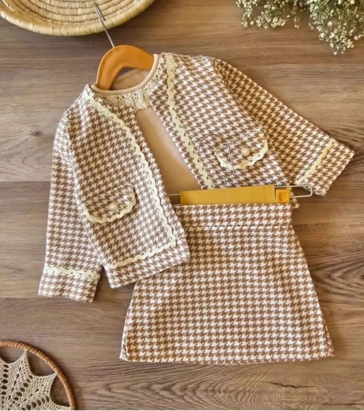 ست کت و دامن پیچازی