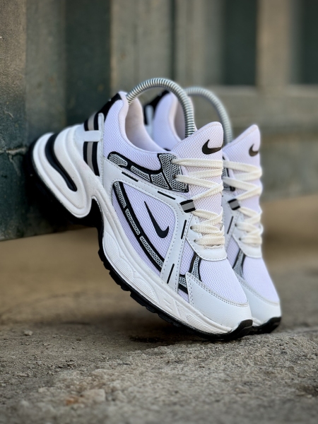 کتونی لژدار نایک سفید مشکی