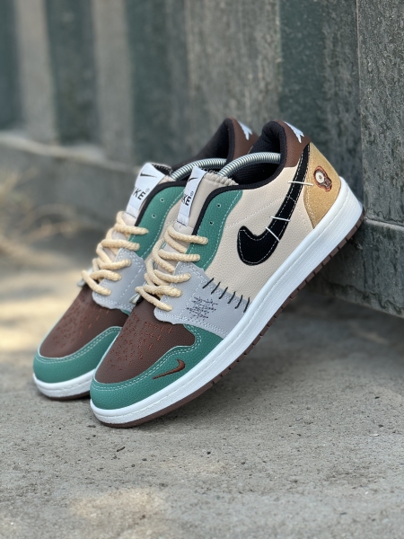 کتونی نایک وودو کرم طوسی پنجه سبز