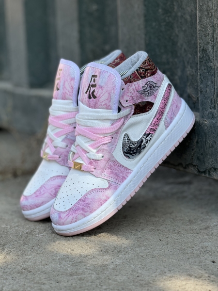 کتونی نایک دراگون ساق دار سفید صورتی