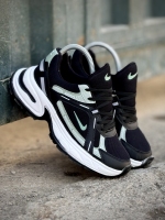 کتونی لژدار نایک مشکی سبز