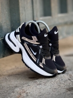 کتونی لژدار نایک مشکی کرم