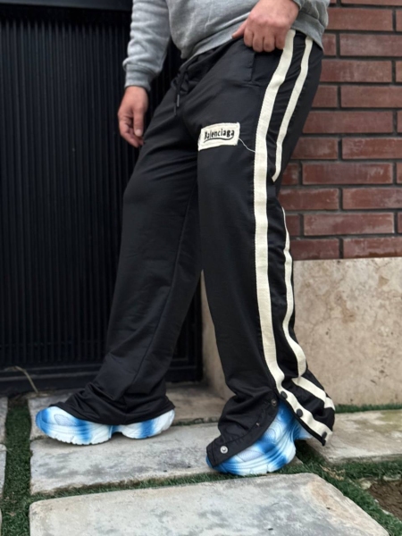 شلوار اسلش بغل نوار دمپا دکمه BALENCIAGA مشکی