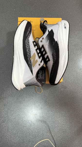 نیو بالانس رانینگ سفید مشکی