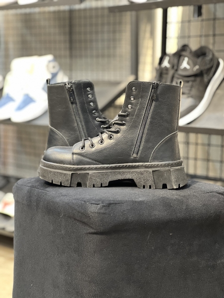 بوت برشکا بغل زیپ Breshka مشکی