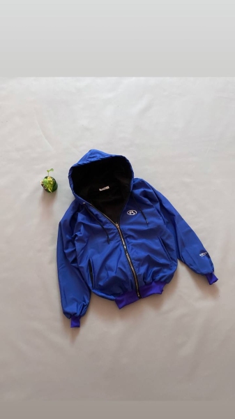 سویشرت های بارونی ضد آب پاییزی داخل یه لایه نازک خز دار