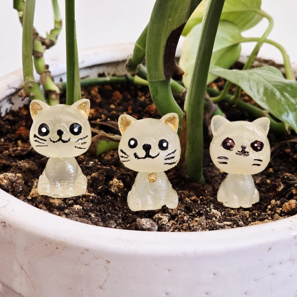 دکوری گربه شب تاب پک 4 عددی