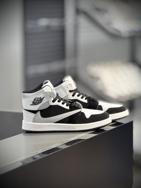 جردن ساقدار سفید مشکی