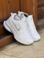 کتونی نایک کالکشن ست زنانه و بچگانه سفید طوسی