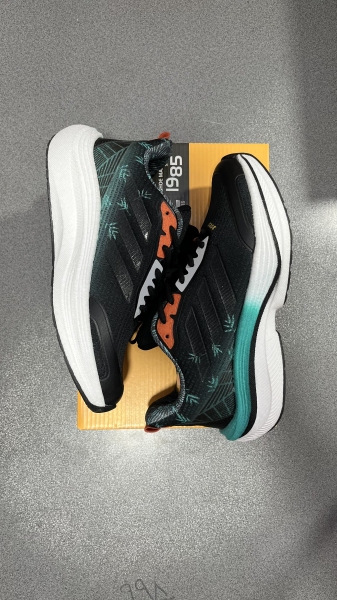 ادیداس هاوایی بوست