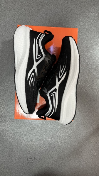 Xمشکی زیره سفید