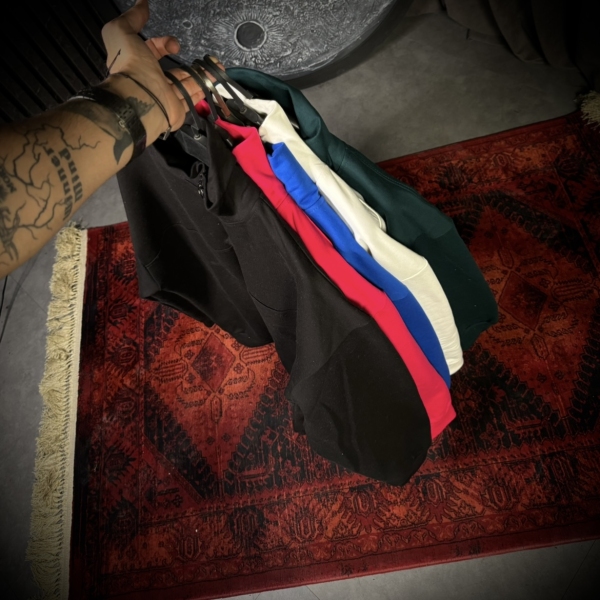 نیم زیپ 2 نخ داخل کرک بیسیک ( بسته 20 عددی ) هر عدد 530 تومان