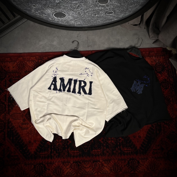 تیشرت 3 نخ جین دوزی ( بسته 8 عددی ) سفید مشکی هر عدد 420 تومان