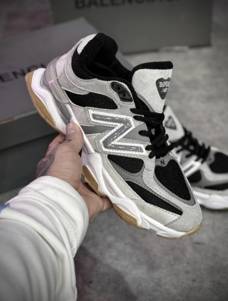 کتونی نیوبالانس