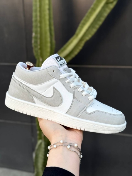 کتونی اسپرت Jordan جدید سفید طوسی